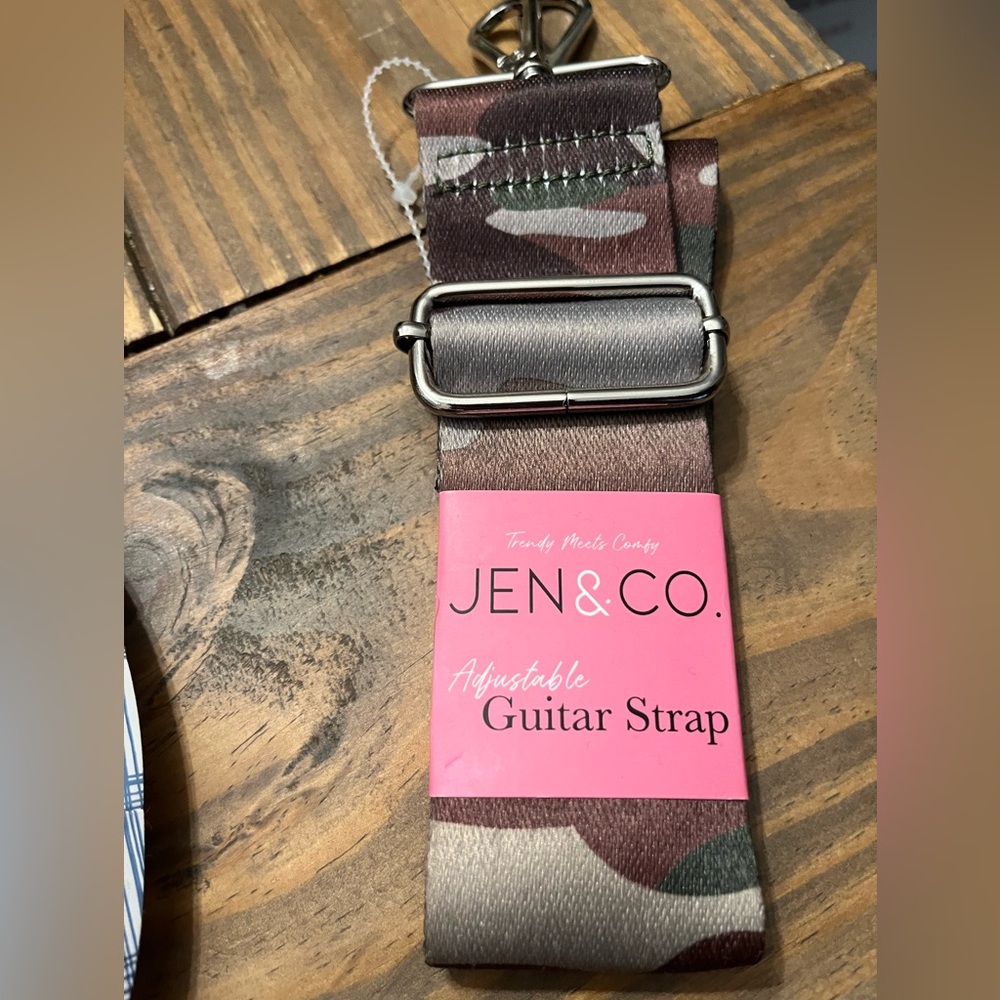 jen & co guitar strap